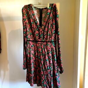Forever 21 Black Floral Boho Longsleeve Mini Dress. Small